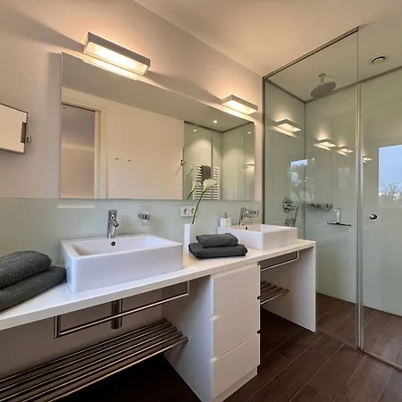 Apartment Stella Regia 6 *