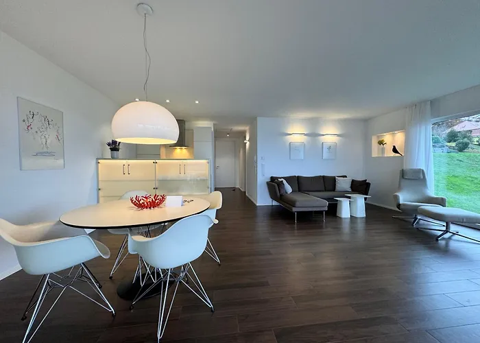 Stella Regia 6 דירה